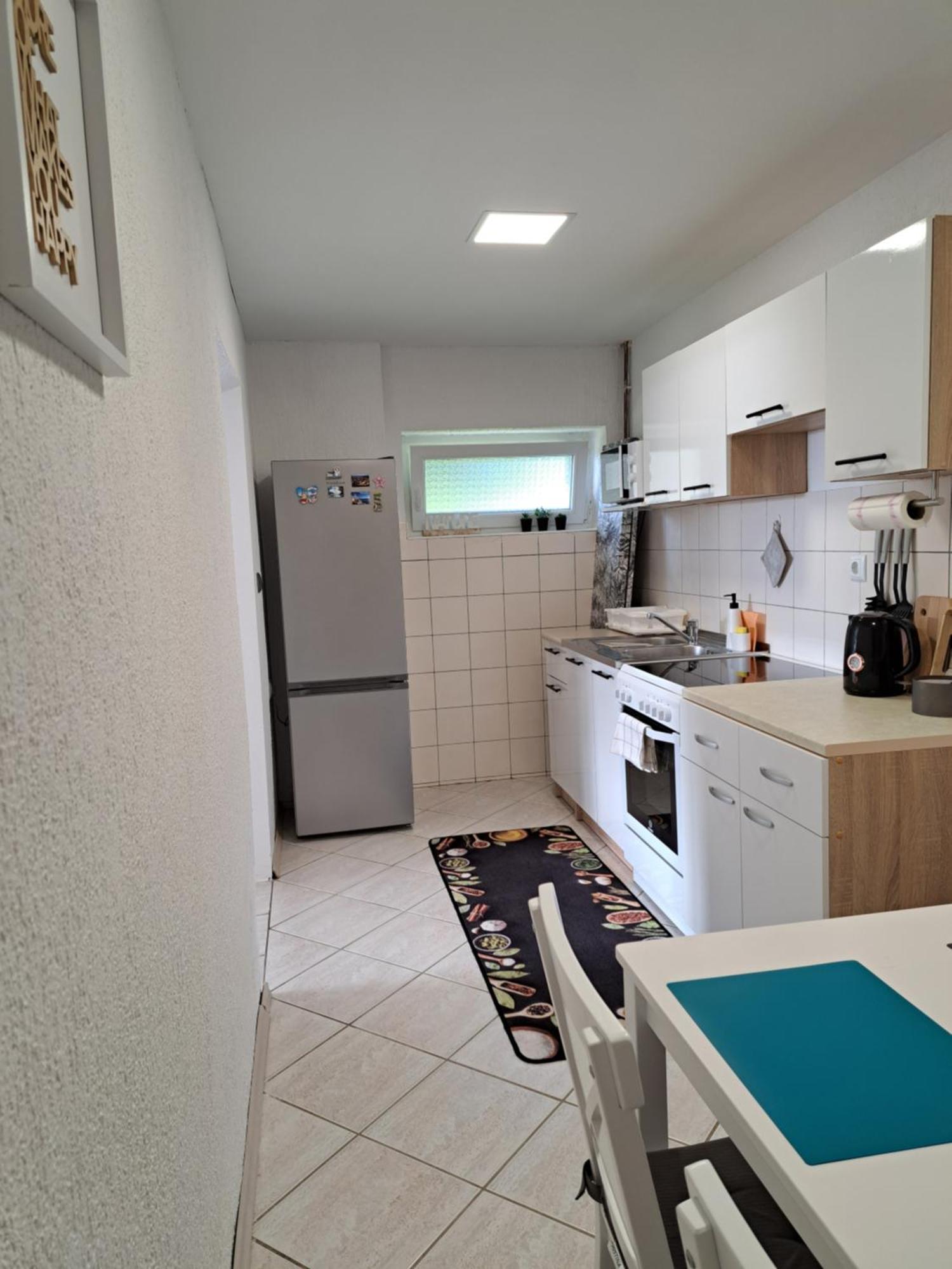 Apartmani Habibi Jalzabet ภายนอก รูปภาพ